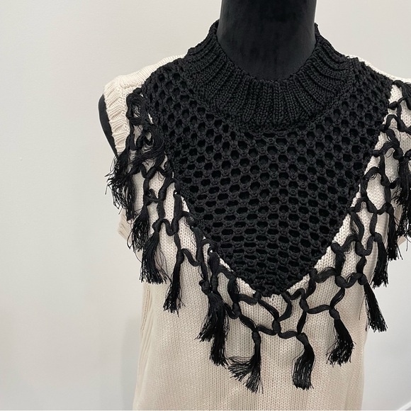 Yigal Azrouel Jet Ivory Macrame Fringe Knit Vest Sleeveless Sweater NWT Size M - Picture 8 of 12